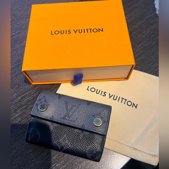 Louis Vuitton Discovery Eclipse wallet - Picture 2 of 12